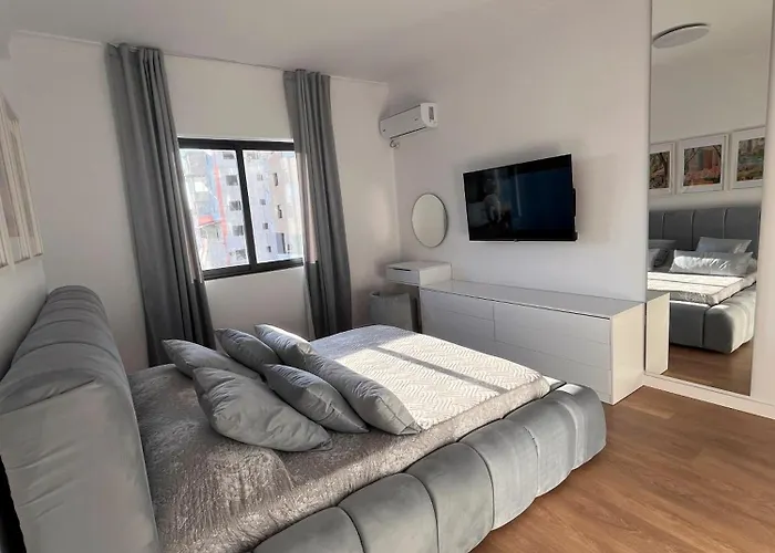 Sunrise Luxury Apartamento Golem (Tirana)